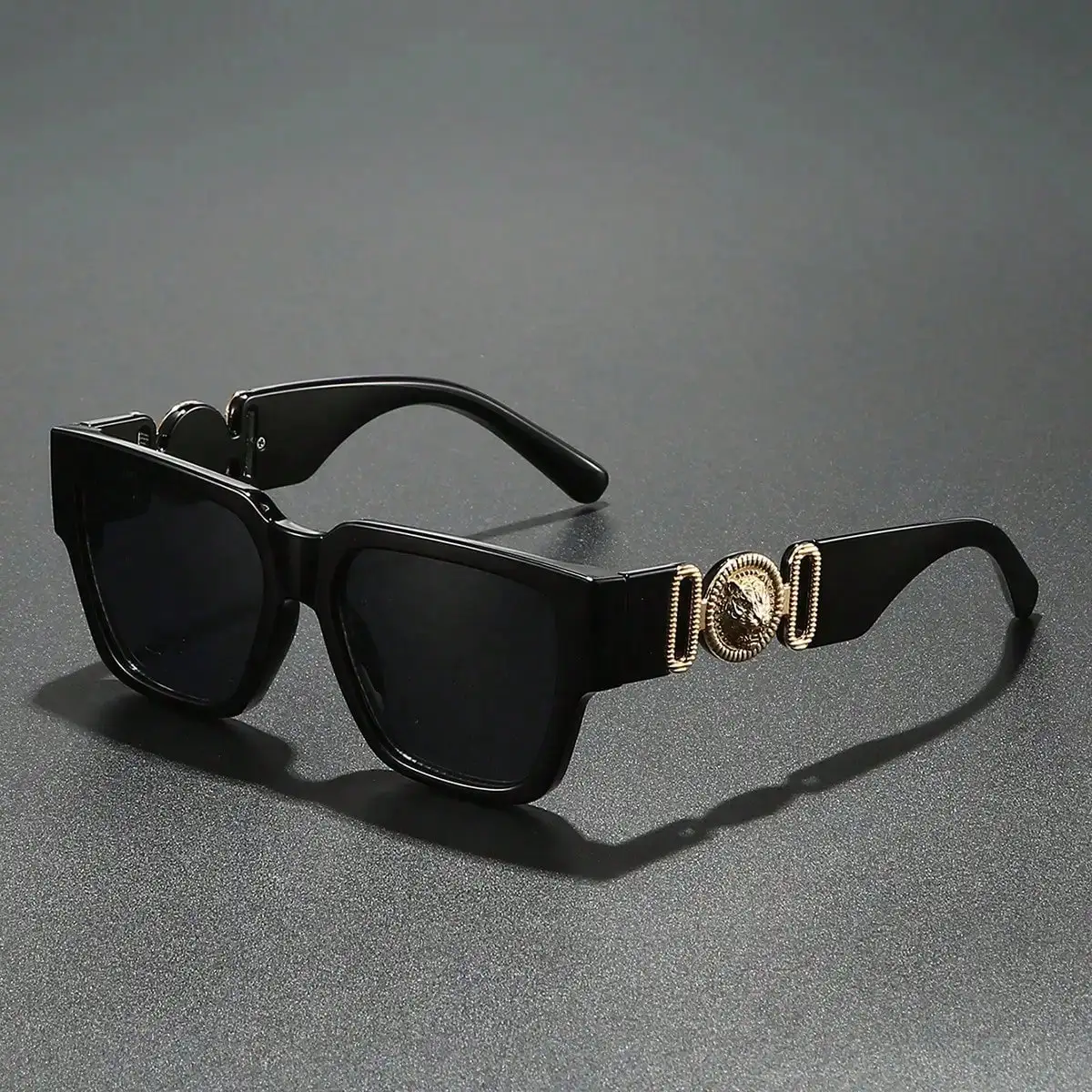 Vintage Fashion Now - Men's Vintage Fashion Square Large Frame