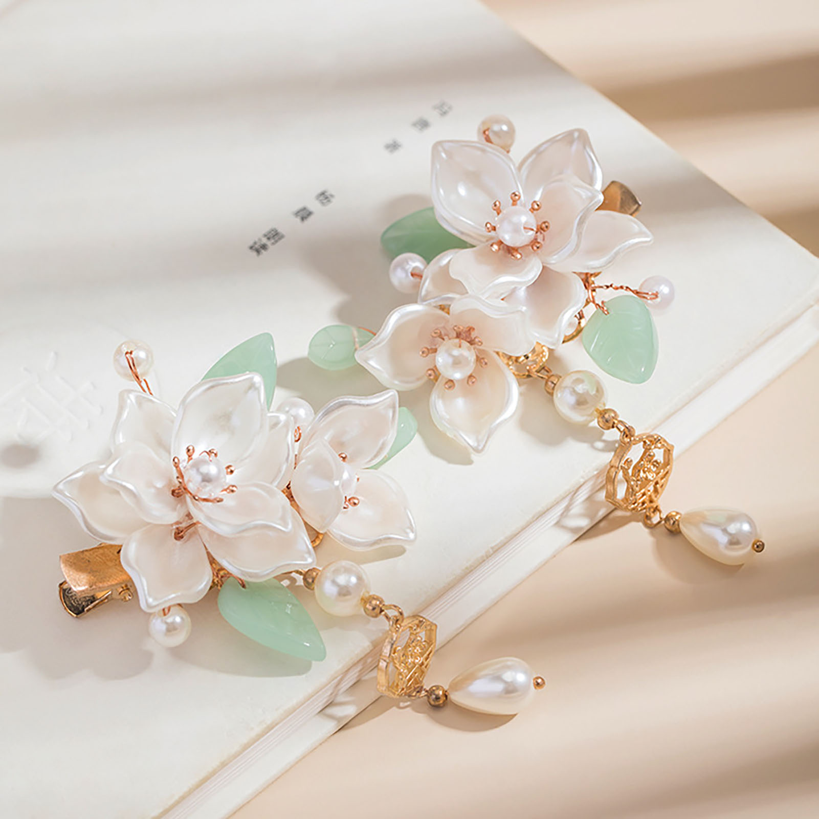 Vintage Camellia Hair Clip Ele - Vintage Fashion Guild ulasan dan harga