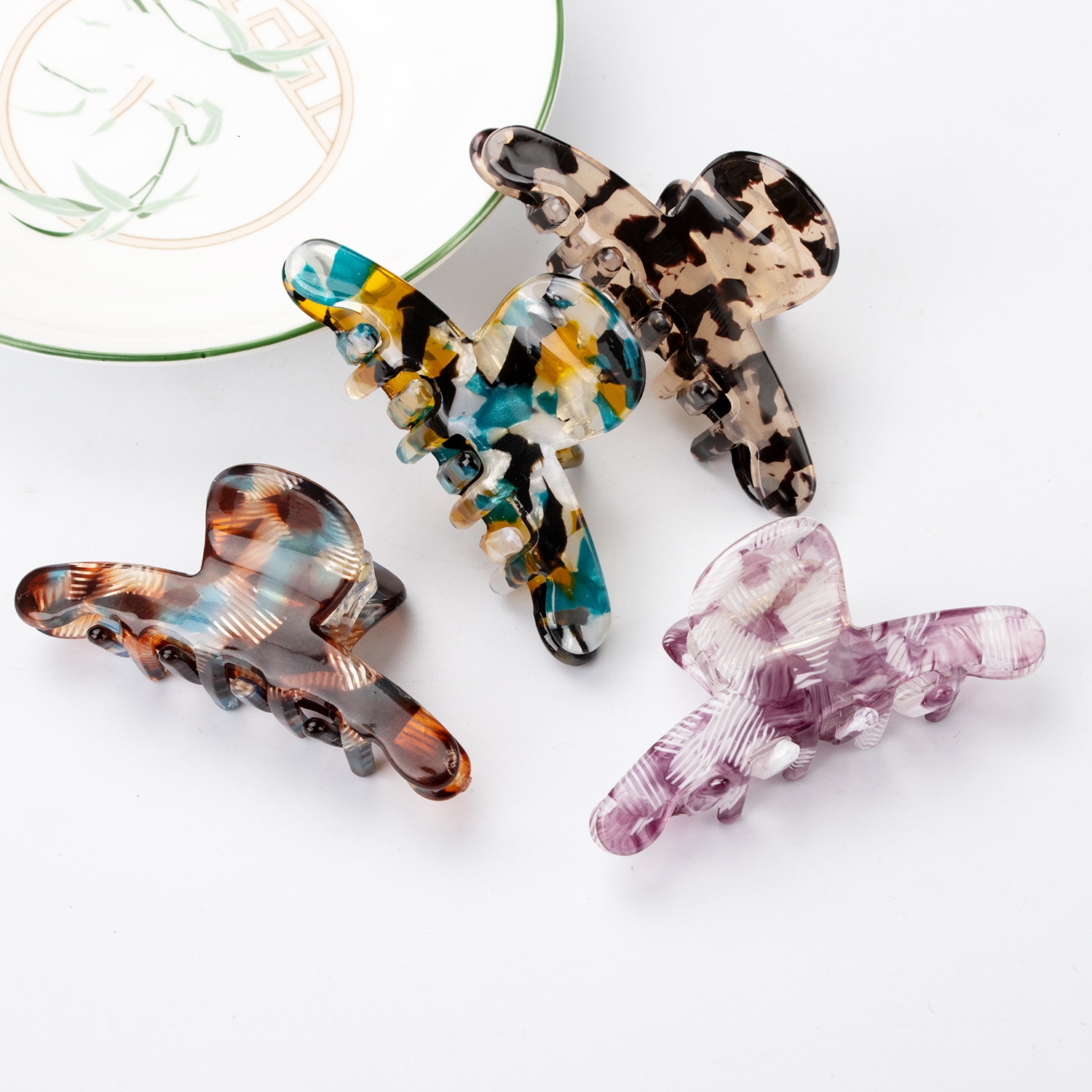 Elegant Acetate Hair Claw For  - Vintage Fashion Guild ulasan dan harga